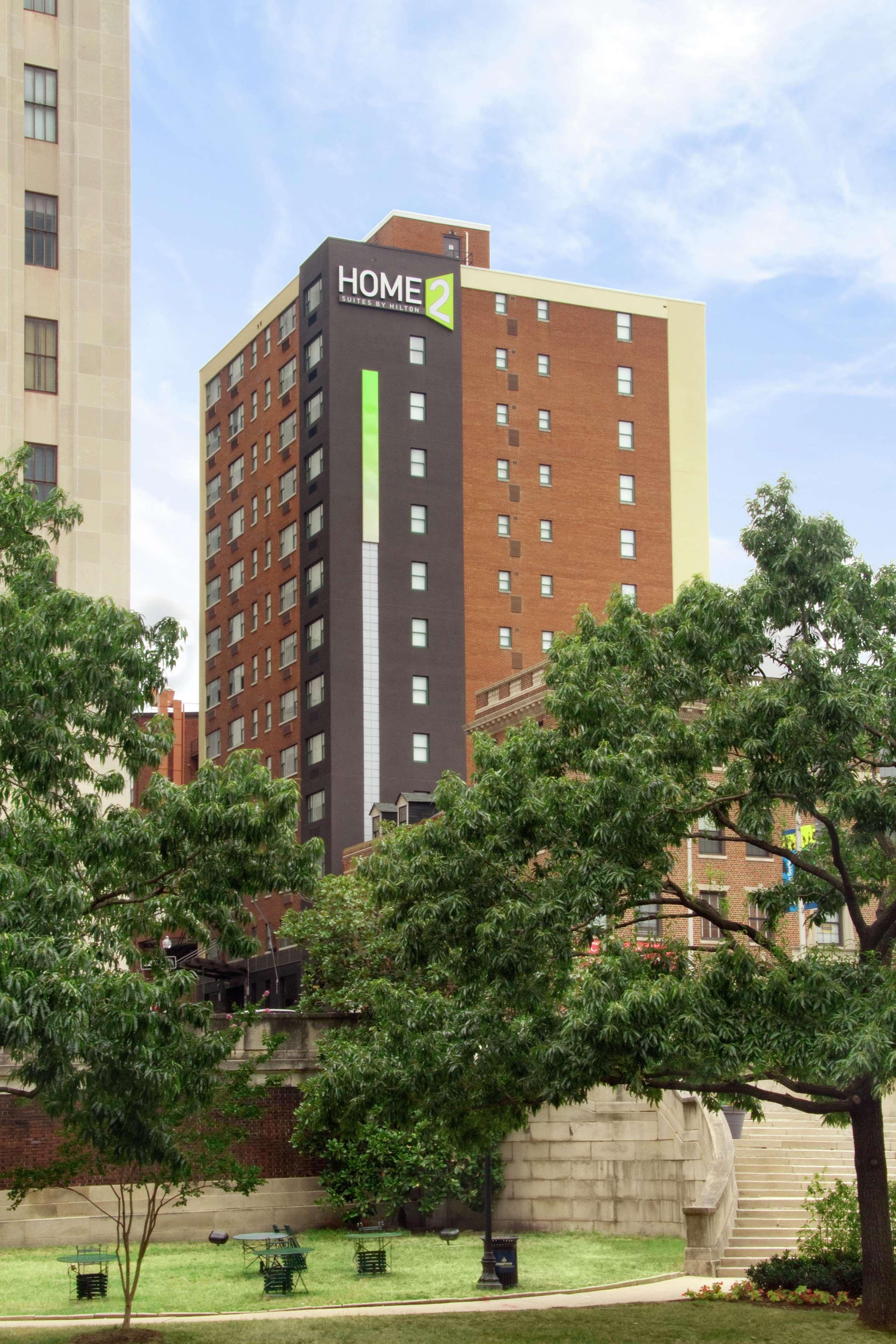 Comfort Inn & Suites Baltimore Exterior photo